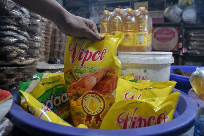 Tenang Ibu-ibu, HET Minyak Goreng Tak Jadi Dicabut!