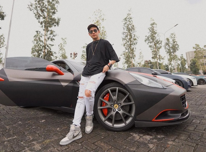 Setelah Rumah, Kini Mobil Ferrari Indra Kenz Disita