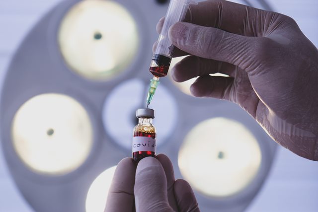 Infeksi Omicron: Obat Takeda Menjanjikan Sebagai Pengobatan Covid