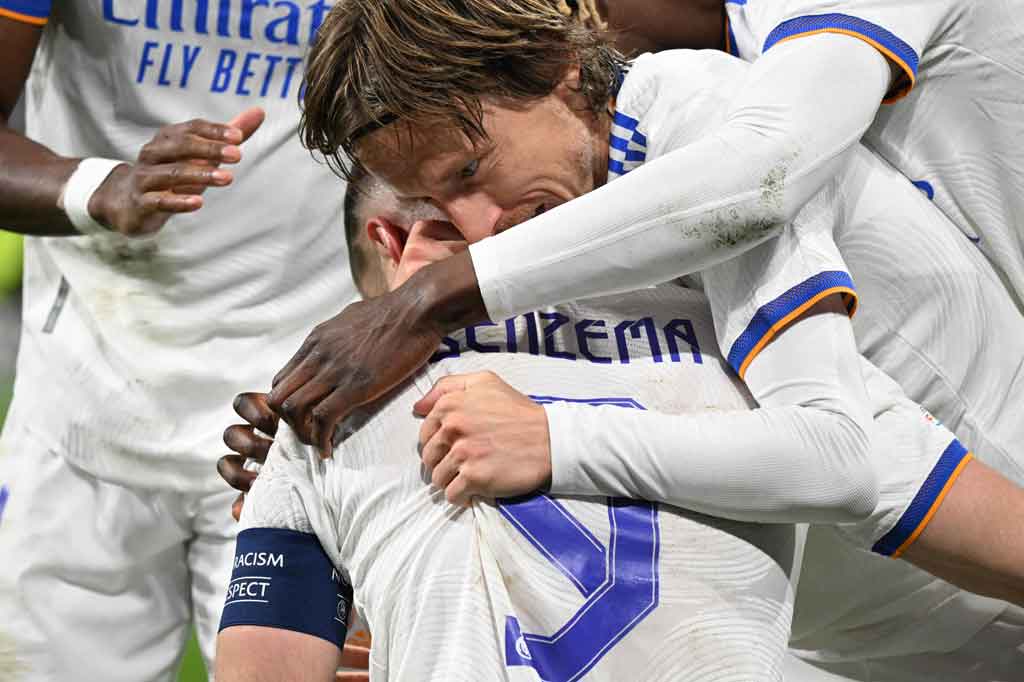 Benzema Hat-trick, Madrid Singkirkan PSG dari Liga Champions