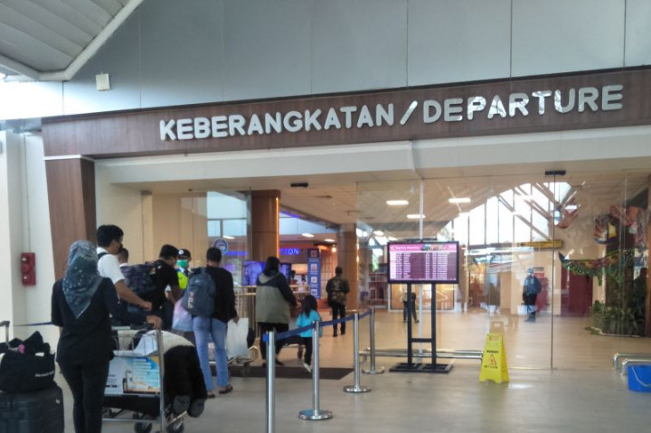 Tanpa Tes PCR, Bandara Lombok Wajibkan Penumpang Pakai PeduliLindungi