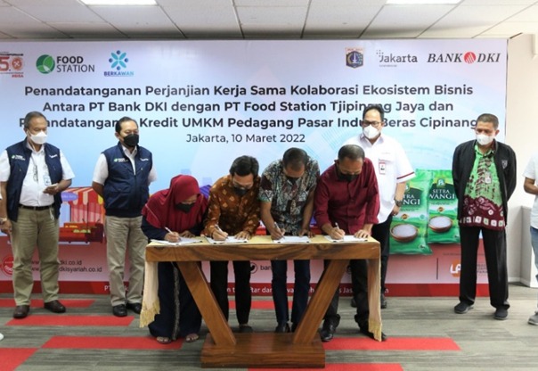Bank DKI memperkuat kolaborasi bisnis dengan Food Station Tjipinang Jaya dalam rangka mendukung ketahanan pangan di DKI Jakarta. FOTO: Bank DKI
