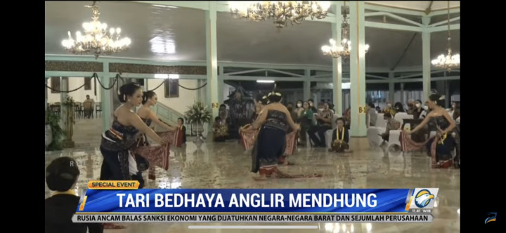 Tari Bedhaya Anglir Mendhung untuk Penobatan Mangkunegara X
