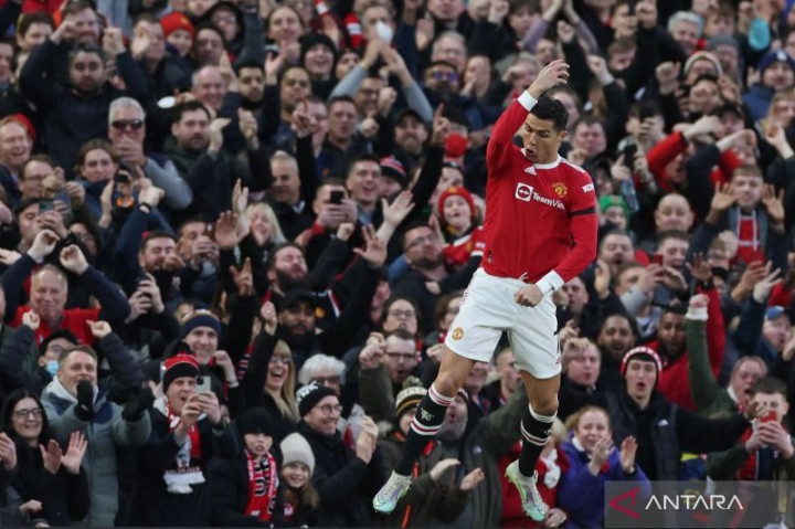 Hattrick Ronaldo Sudahi Perlawanan Tottenham di Old Trafford