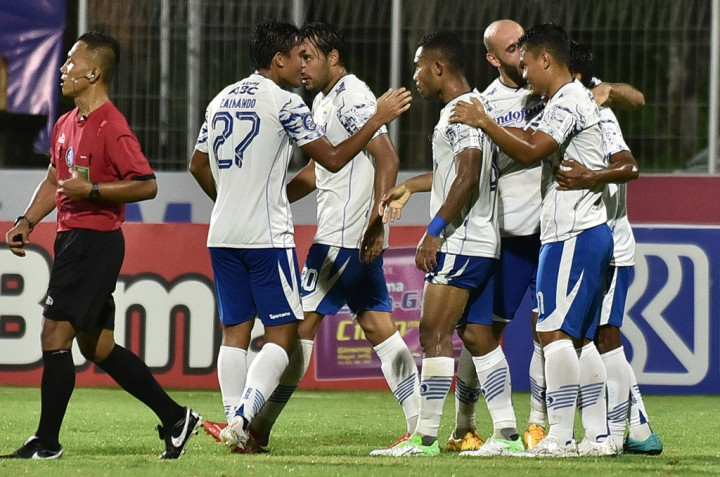 Tekuk Madura United, Persib Tempel Bali United di Puncak Klasemen