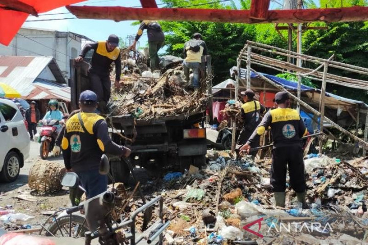 Kawasan Publik Aceh Barat Dibersihkan dari Tumpukan Sampah
