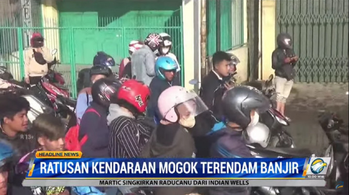 Banjir di Kabupaten Bandung Bikin Macet 5 Km, Ratusan Motor Mogok
