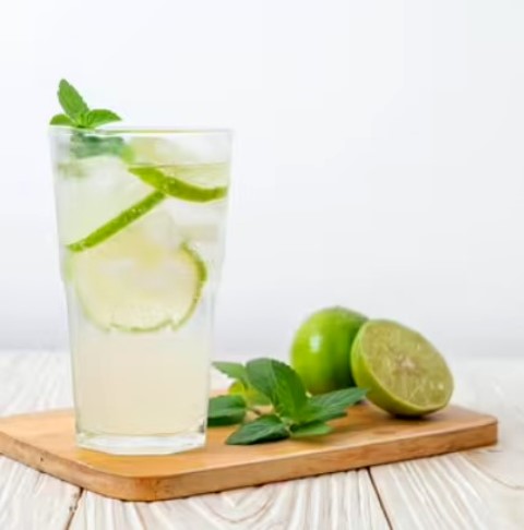 Es Jeruk Nipis Soda, Langsung Segar dan Melegakan Dahaga