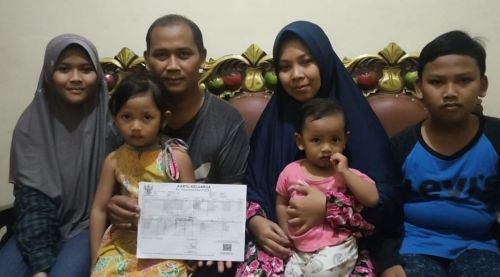 Unik, Nama 4 Anak di Banyuwangi Hanya Satu Huruf