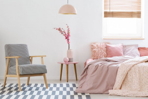 3 Manfaat Gunakan Karpet di Kamar Tidur