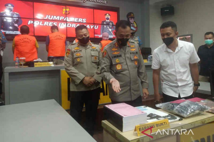 <i>Mark Up</i> Anggaran Pengadaan Masker,  Eks Plt Kepala BPBD Indramayu Diciduk