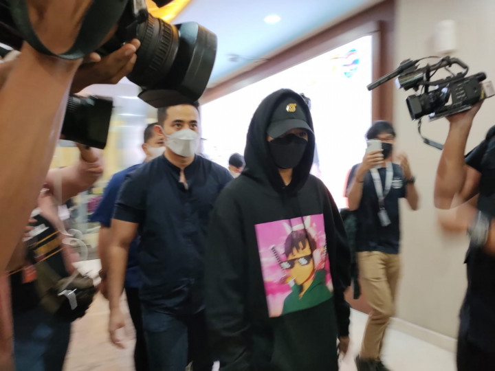 <i>YouTuber</i> Reza Arap Menjalani Pemeriksaan di Bareskrim Polri