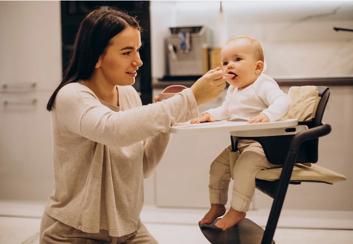 5 Tips Hadirkan Suasana Makan yang Nyaman untuk Anak