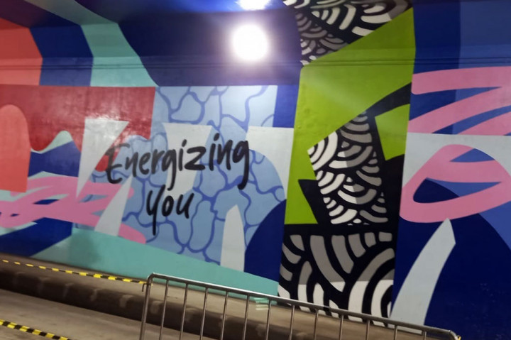 Seni Grafiti Hiasi Terowongan Sirkuit Pertamina Mandalika