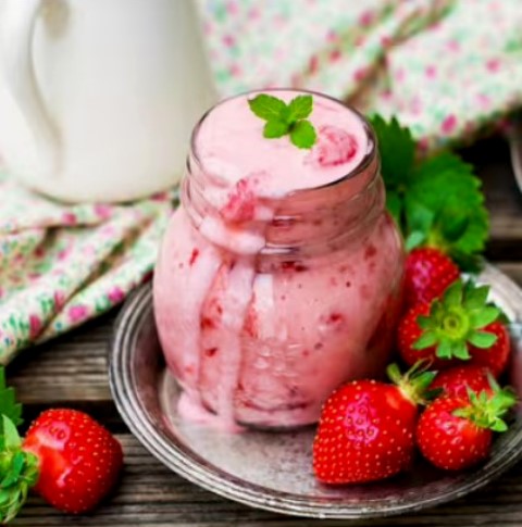Strawberry Lassi, Uniknya Minuman Khas India yang Belum Pernah Kamu Coba