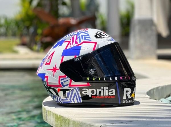 Segini Harga Helm Aleix Espargaro yang Dilempar ke Penonton