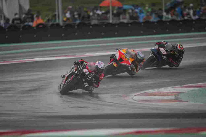Cerita Aleix Espargaro yang Membawa Poin dari Sirkuit Mandalika