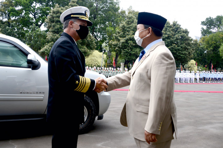 Indonesian Defense Minister Receives USINDOPACOM Commander's Visit