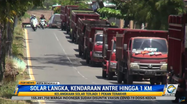 Solar Langka di Bengkulu, Antrean di SPBU Capai 1 Km