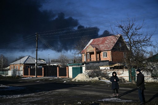 Kehancuran di Ukraina akibat serangan Rusia. Foto: AFP