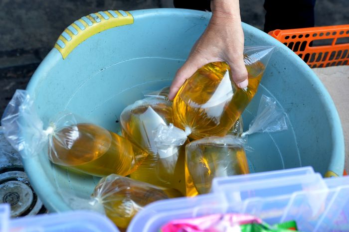 8 Ribu Liter Minyak Goreng Dijual Murah untuk Warga DKI, Catat Lokasinya