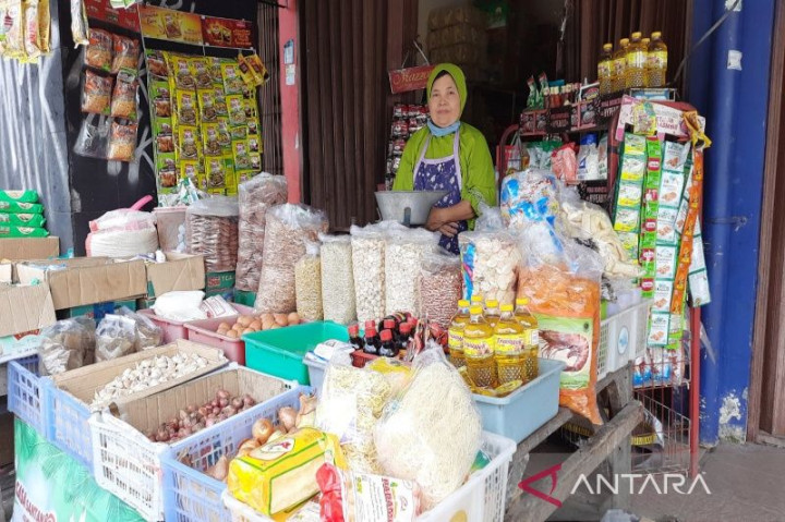 Stok Minyak Goreng Curah di Pasar Tradisional Boyolali Terbatas