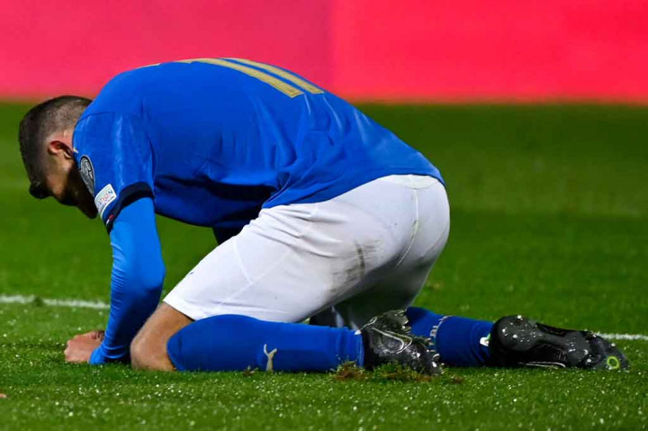 Ekspresi Kekecewaan Pemain Italia Setelah tak Lolos ke Piala Dunia 2022