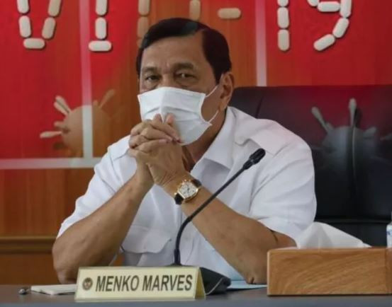 Luhut Paksa Kementerian hingga BUMN Beli Produk Lokal