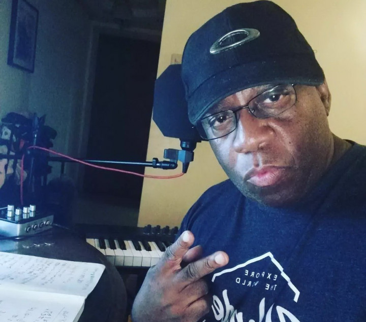 Keith Martin Penyanyi Lagu 'Because of You' Meninggal Dunia