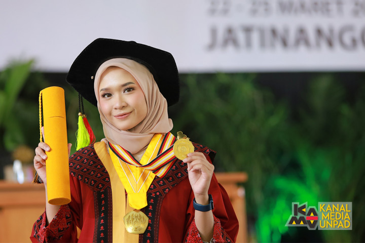Wisudawan Terbaik Unpad, Jasmine Putri Rafifa Ingin Kenalkan Aktuaria ke Masyarakat