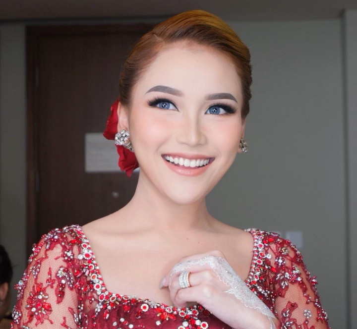 Ingin Tenang Jalani Puasa, Ayu Ting Ting Berdamai dengan KD