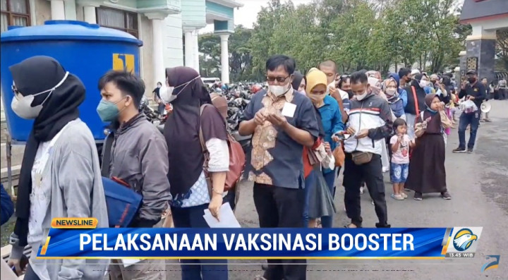 Warga Ciamis Antusias Ikut Vaksinasi <i>Booster</i> Demi Bisa Mudik Lebaran