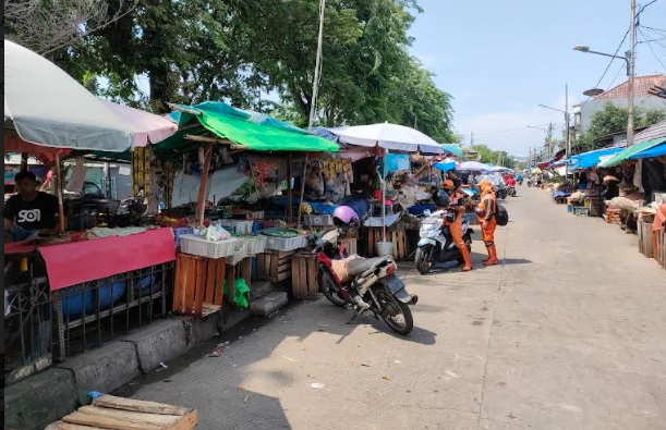 Jalur Pedestrian di Kemayoran 'Dijajah' Pedagang