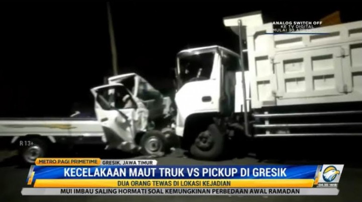 Truk Tabrak Pikap di Gresik, 2 Orang Tewas