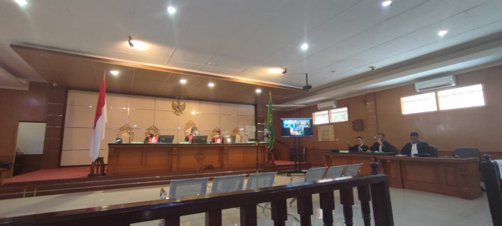 Ditunda, Sidang Bahar Smith Diagendakan Pekan Depan Secara Tatap Muka