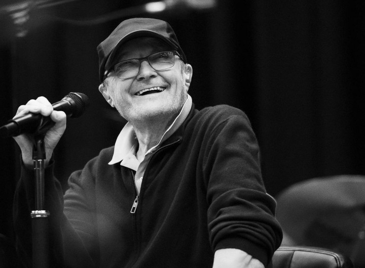 Phil Collins Konser untuk Terakhir Kalinya Bersama Genesis