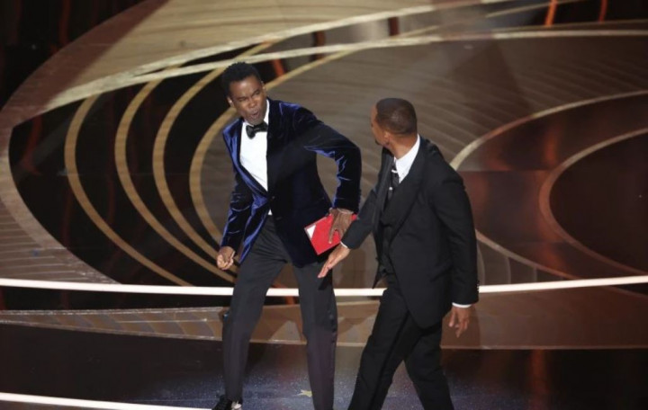Enggak <i>Baper</i>, Ini yang Dilakukan Chris Rock Usai Ditampar Will Smith
