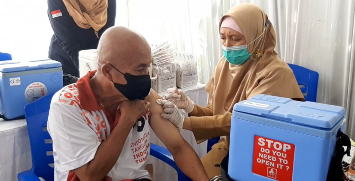 Warga di Gresik Antusias Vakinasi Booster