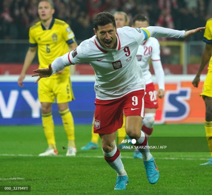 Tekuk Swedia, Polandia Amankan Tiket Piala Dunia 2022
