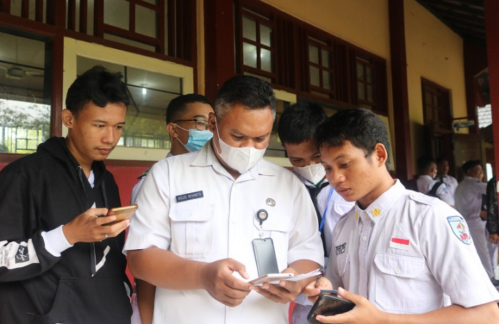 Mayoritas Pemilih Pemula Tahu Pemilu via Media Sosial