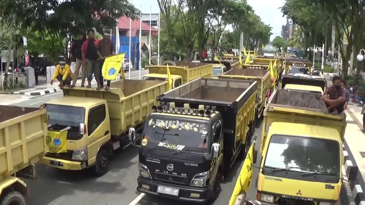 Antre Solar Berhari-hari, Sopir Truk di Balikpapan Serbu Kantor Wali Kota