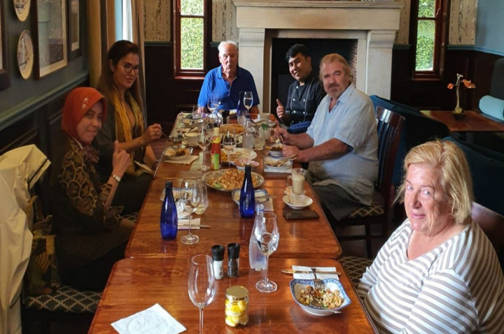 Rendang dan Bakwan Jagung Hadir di Cape Town Afrika Selatan