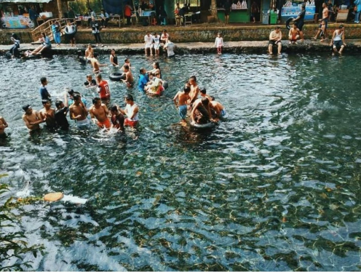 Pemkot Padang Larang Tradisi <i>Balimau</i> Mandi Bersama Jelang Ramadan