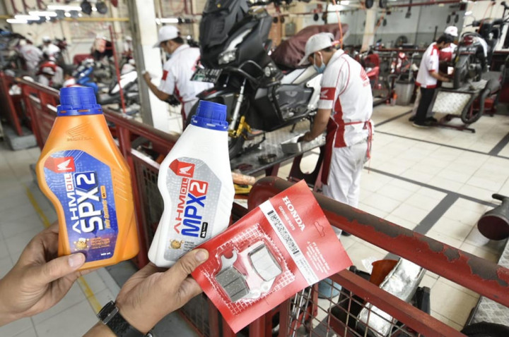 Barang Fast Moving, Awas Oli dan Kampas Rem Palsu