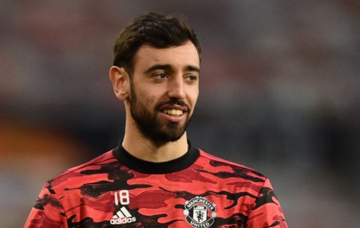 Sah! Bruno Fernandes Tambah Masa Bakti di Manchester United