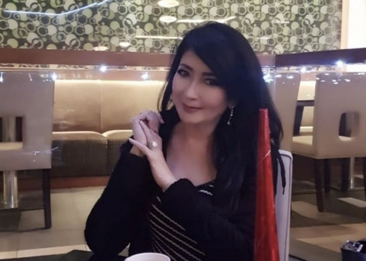 Anna Tairas Bersyukur Ayahnya Kembali ke Agama Asal Sebelum Meninggal