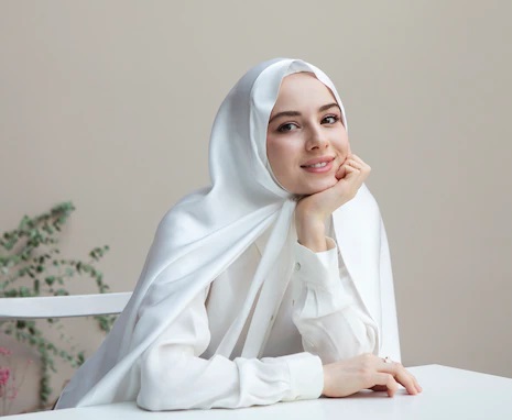 Jelang Hari Raya, Ini 3 Produk yang Bikin Wajahmu Jadi Glowing