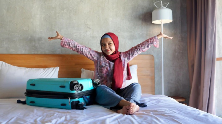 7 Tips Traveling Aman saat Puasa