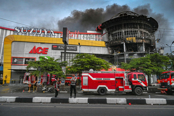 Imbas Kebakaran, Semua Barang Suzuya Mall Ludes Terbakar
