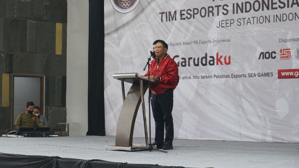 Menteri Pemuda dan Olahraga (Menpora) Zainudin Amali mengunjungi venue Pemusatan Latihan Nasional (PELATNAS) Esports yang menyiapkan rombongan peserta SEA Games 2021 Hanoi, Vietnam.
